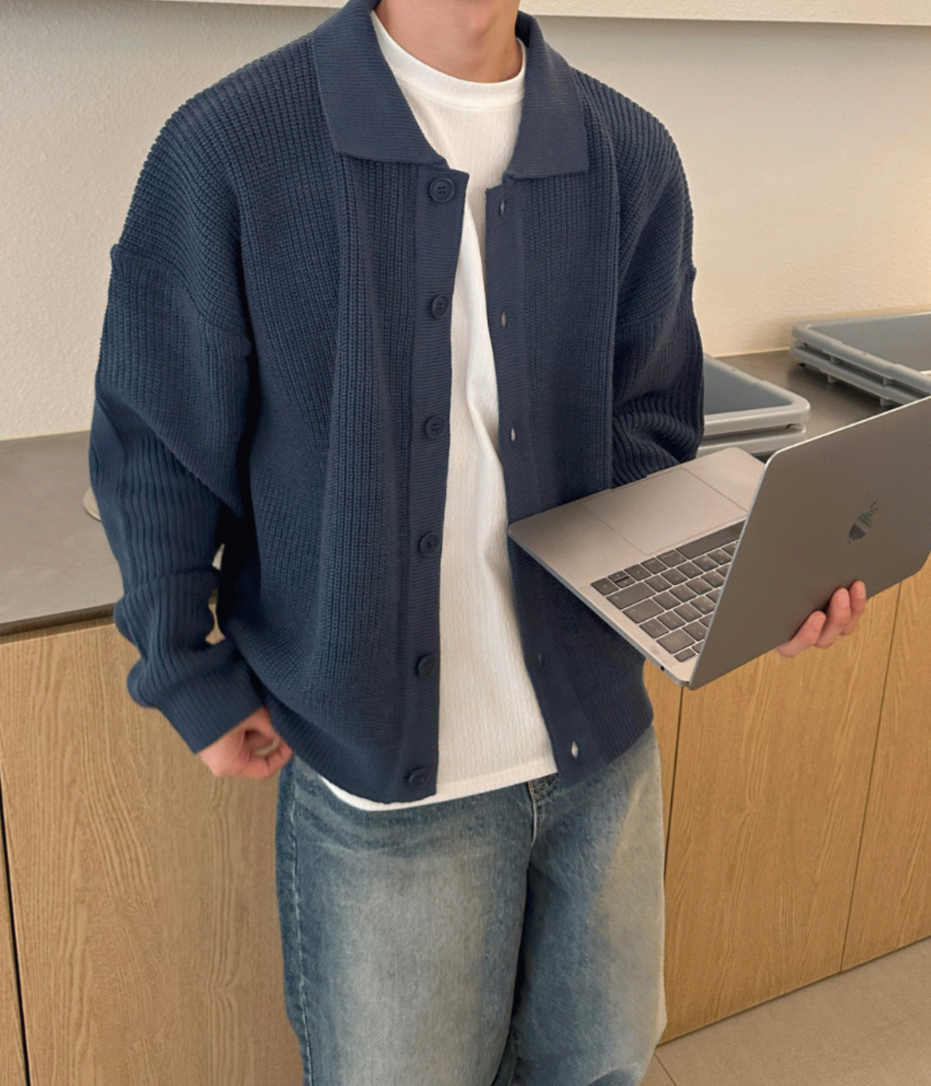 El cárdigan de punto con cuello Seveso